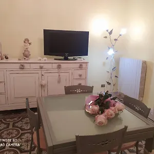 Lu Menzaricchia Centro Storico Di . Appartement Lecce